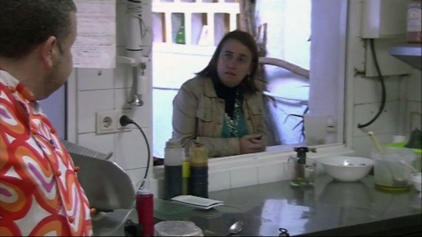 Chicote llama la atenci&oacute;n a Carmen