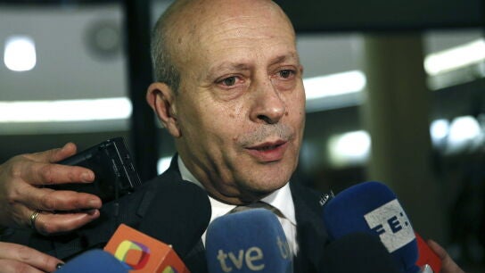  Nuevo mazazo a la educaci&oacute;n: adi&oacute;s a las becas S&eacute;neca. 