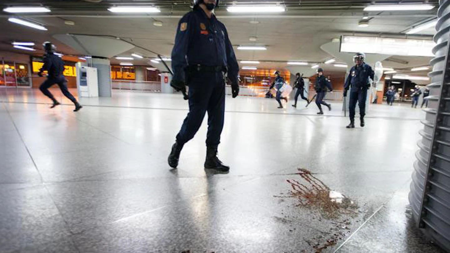 Antidisturbios en la estación de Atocha el 25 de septiembre Antidisturbios en la estación de Atocha el 25 de septiembre
