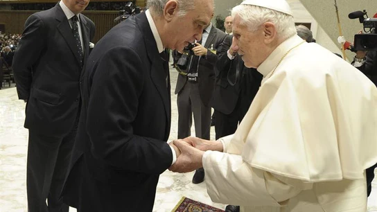 El Papa saluda a Fernández Díaz El Papa saluda a Fernández Díaz