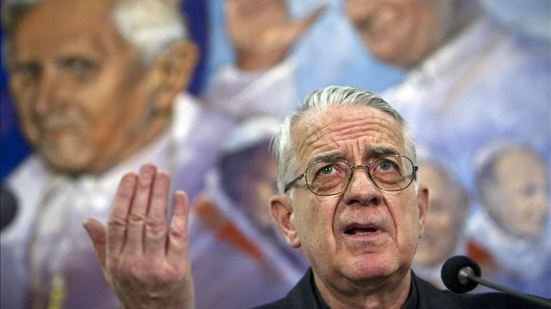 El portavoz del Vaticano, el jesuita Federico Lombardi