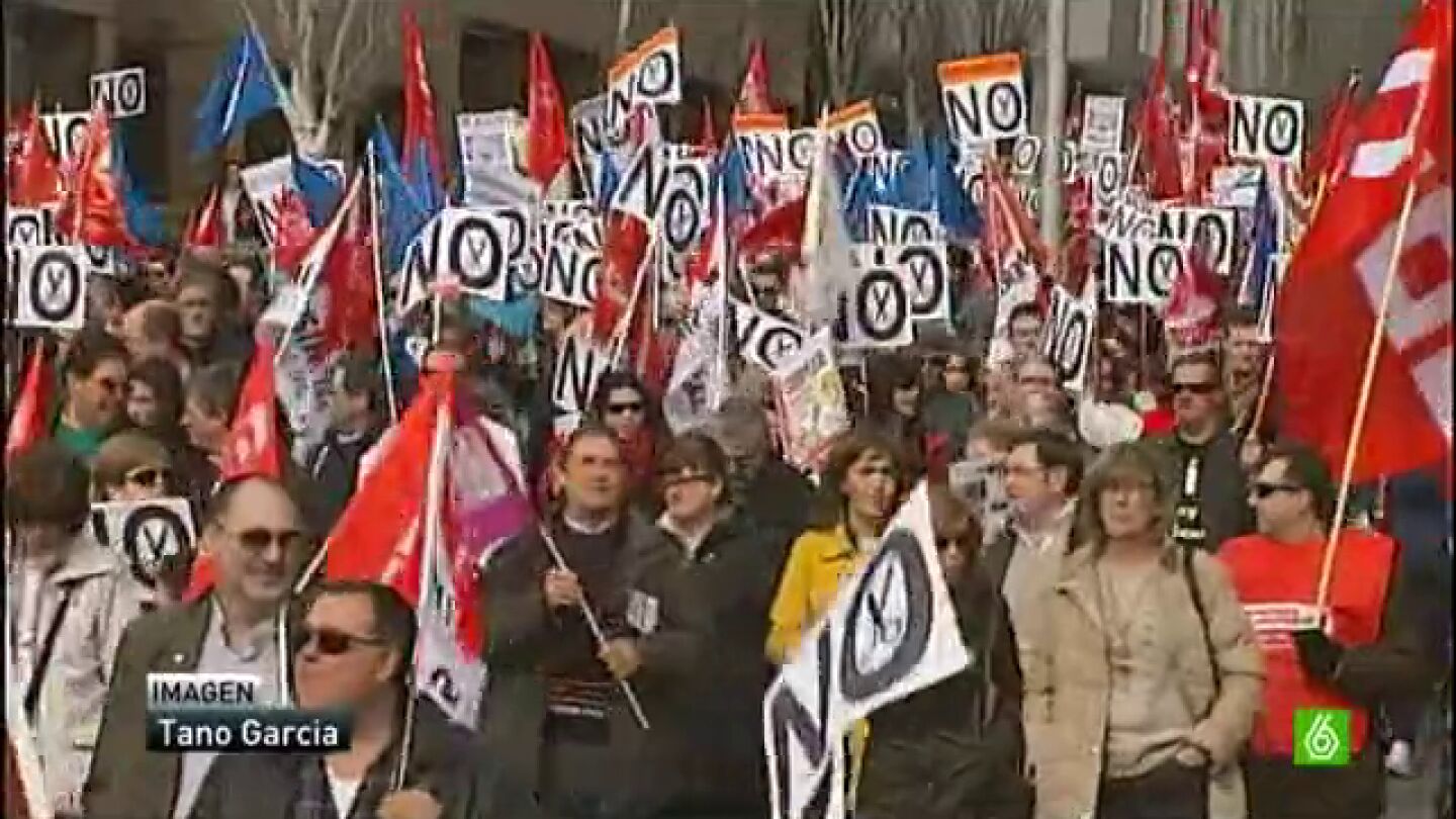 Toledo se manifiesta por los recortes de Cospedal