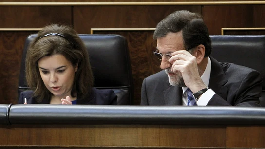 Mariano Rajoy y Soraya Sáez de Santamaría durante el debate sobre el Estado de la Nación Mariano Rajoy y Soraya Sáez de Santamaría durante el debate sobre el Estado de la Nación