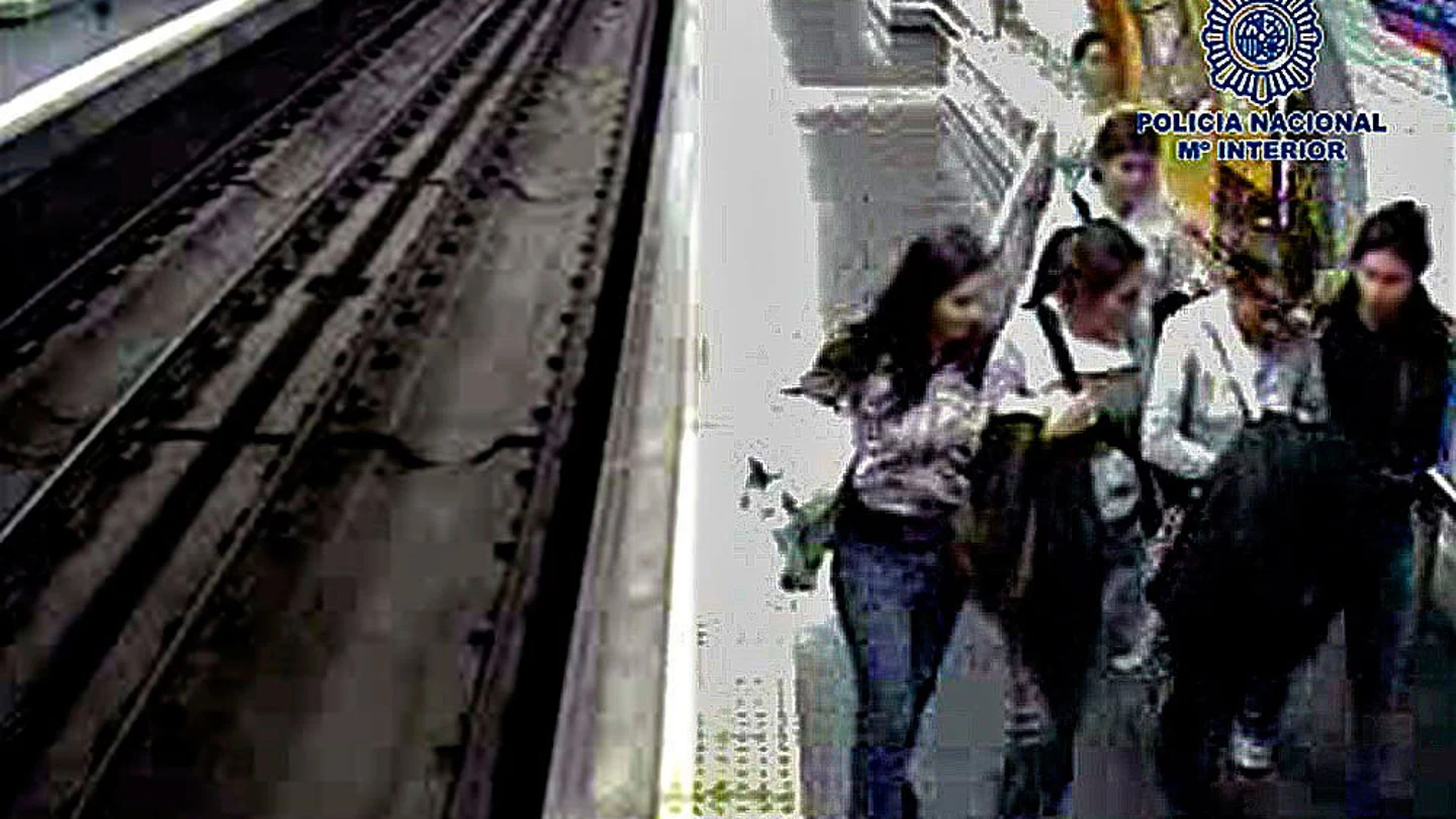 Cae el "clan de las bosnias", las cinco carteristas más activas del metro Cae el "clan de las bosnias", las cinco carteristas más activas del metro