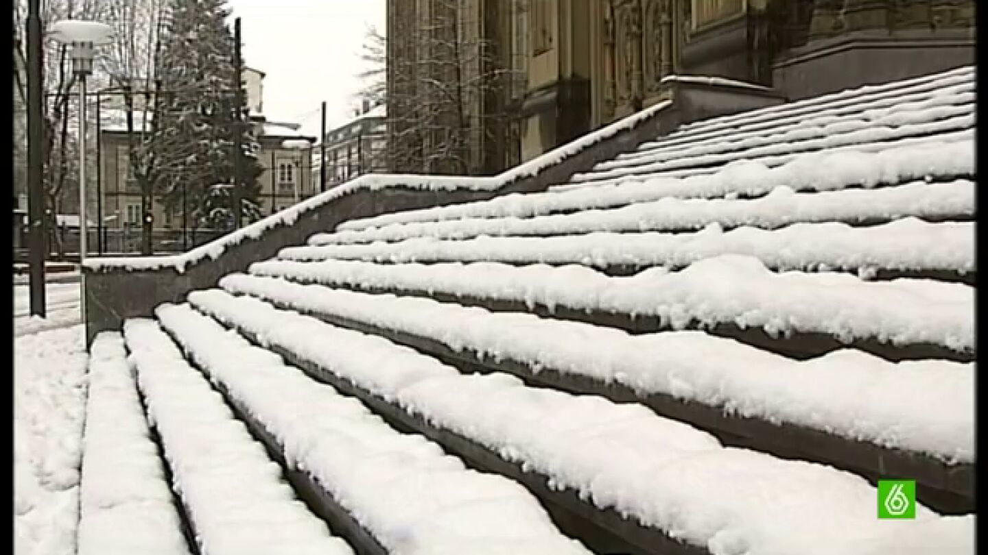 El fr&iacute;o y las nevadas activan la alerta en 22 provincias 