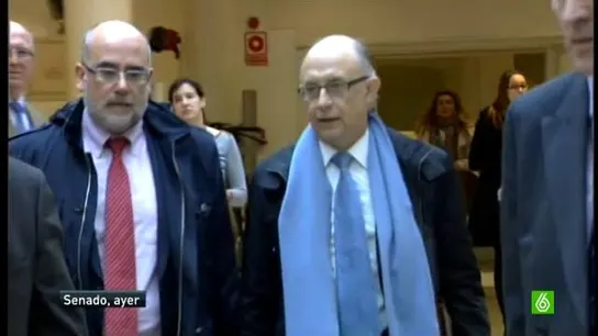 Los 'dardos envenenados' de Montoro alcanzan a Izquierda Unida Los 'dardos envenenados' de Montoro alcanzan a Izquierda Unida