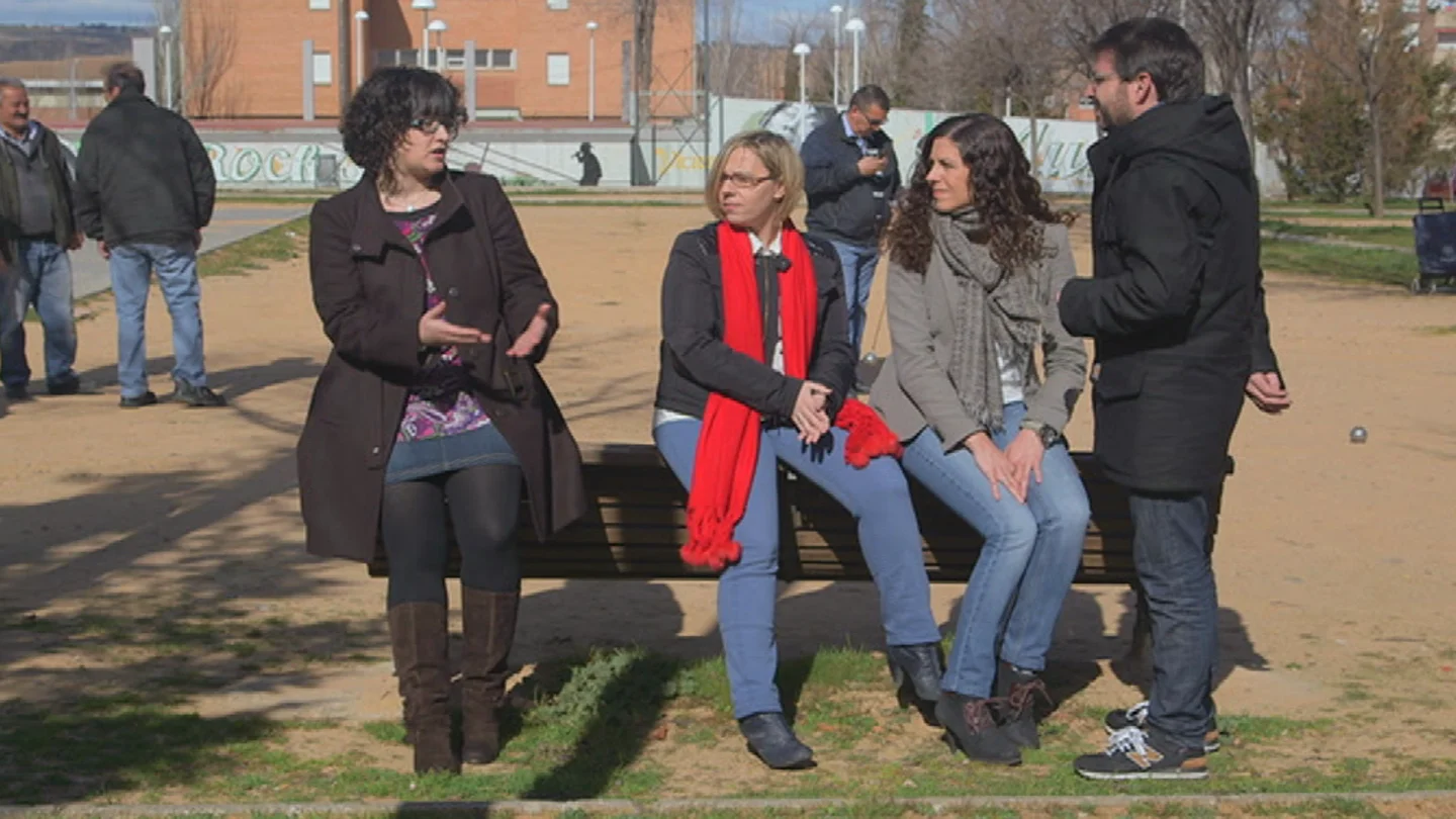 Treintañeras con un futuro incierto Treintañeras con un futuro incierto
