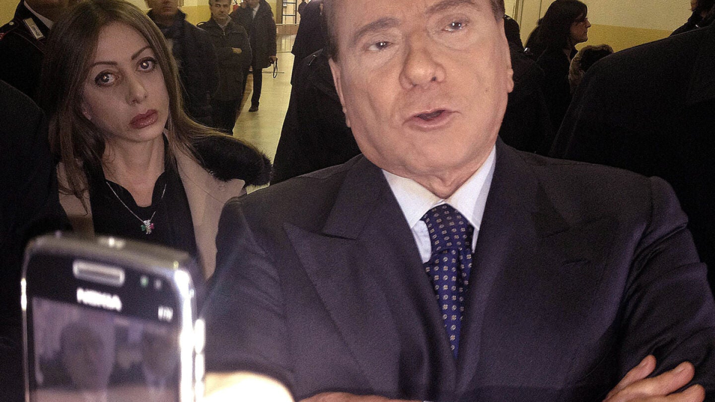 Berlusconi hospitalizado