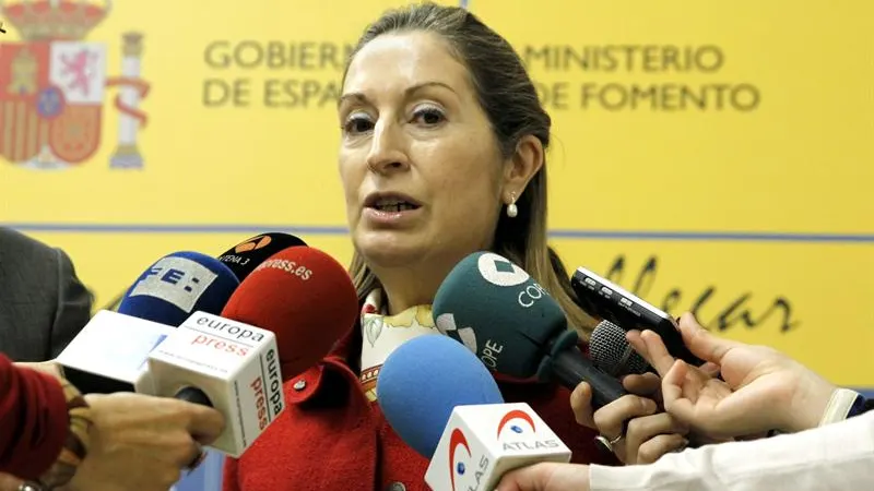 La ministra de Fomento, Ana Pastor