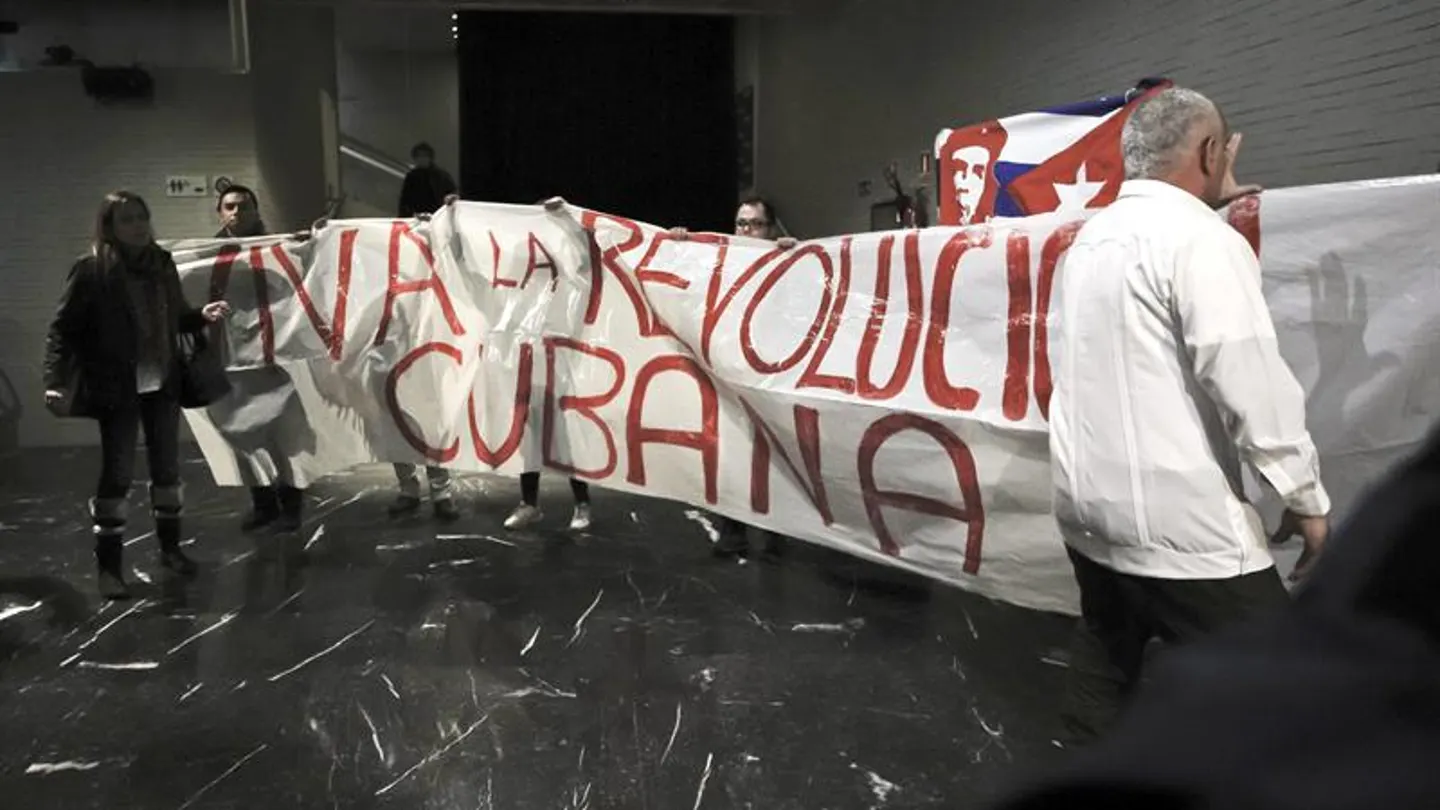 Activistas procastristas en el acto de las Damas de Blanco Activistas procastristas en el acto de las Damas de Blanco