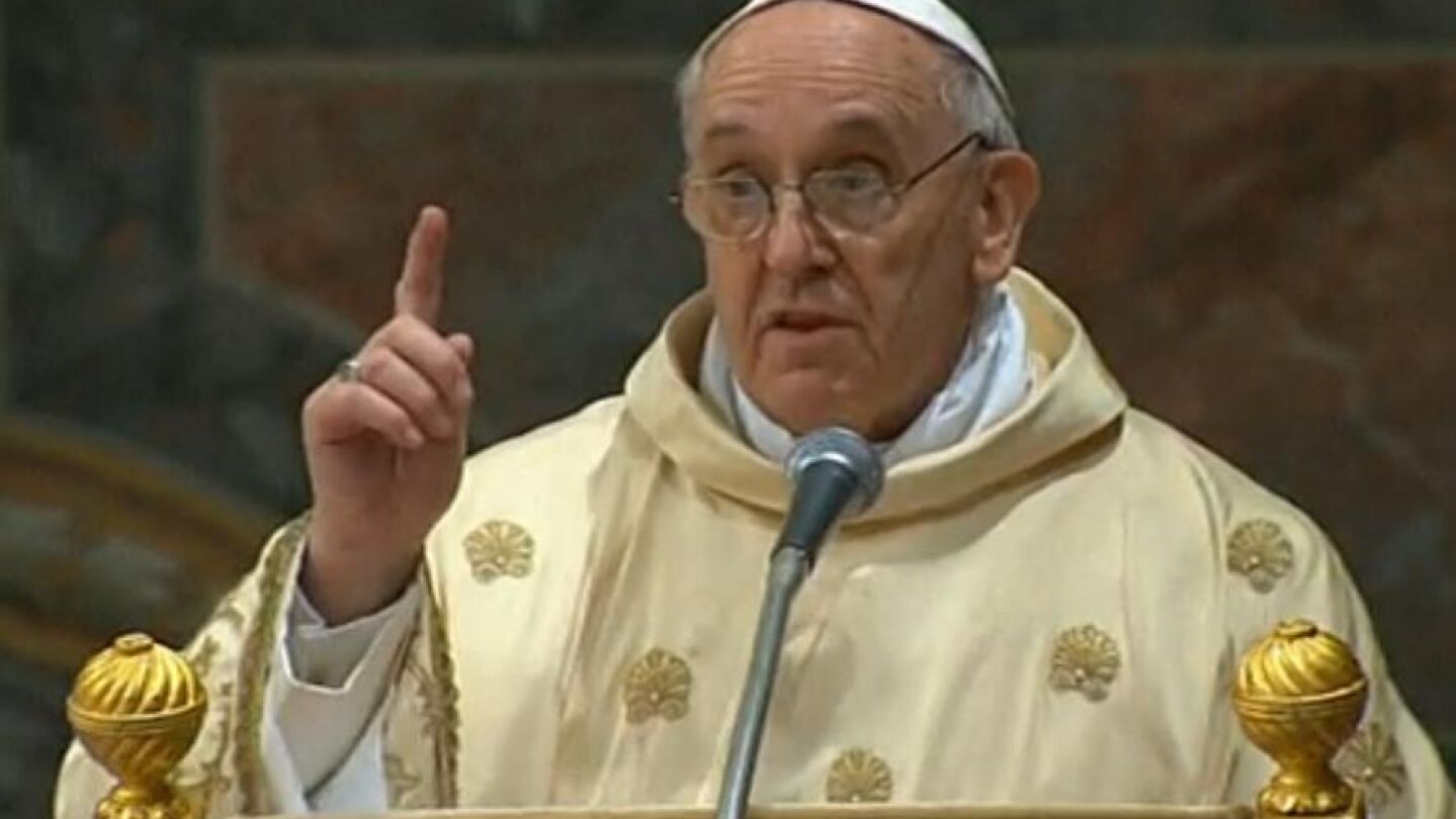 El Papa Francisco, durante su primera homil&iacute;a en la Capilla Sixtina ante los cardenales