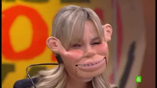 Anna Simon con "cara monguer" Anna Simon con "cara monguer"