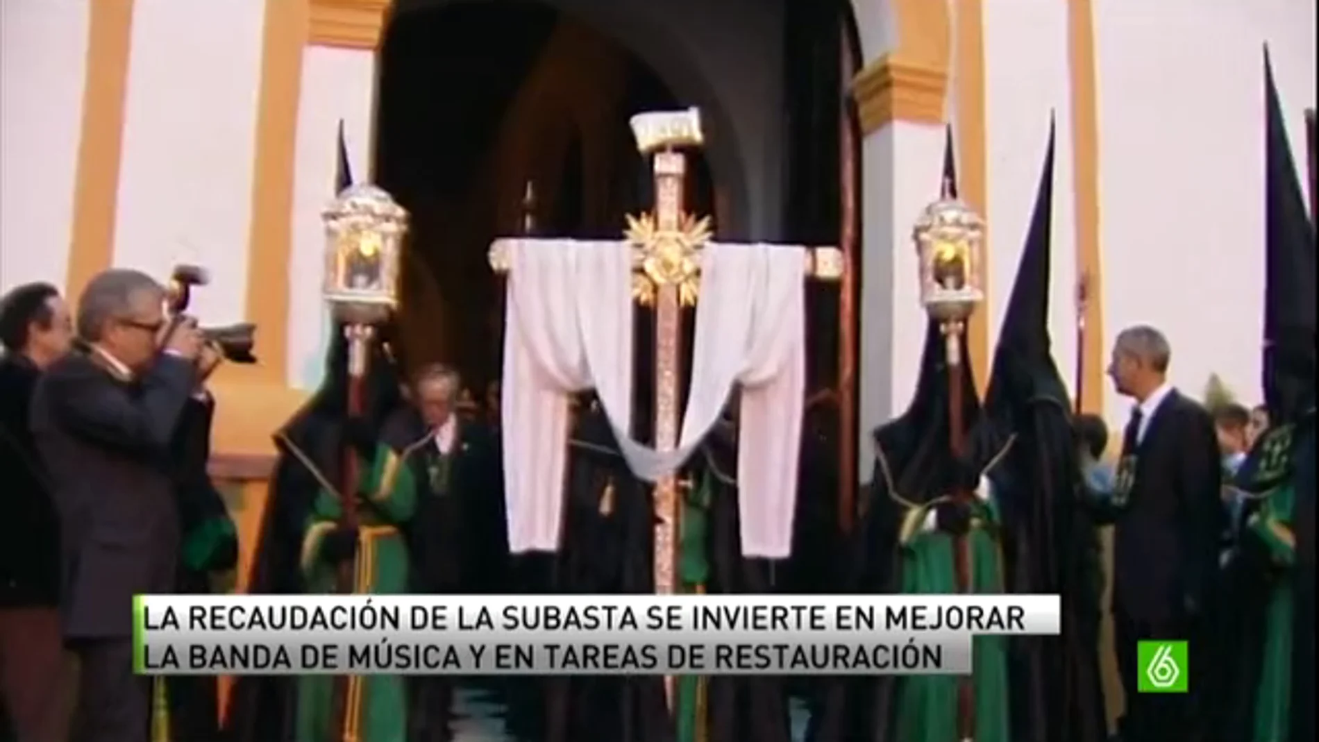 Hasta 4.200 euros por ser María Magdalena en la procesión de la Hermandad de Veracruz