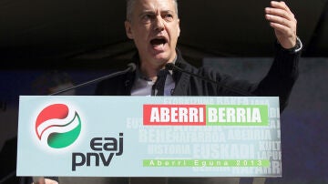 El PNV "tiende la mano" al Gobierno el día de la patria vasca