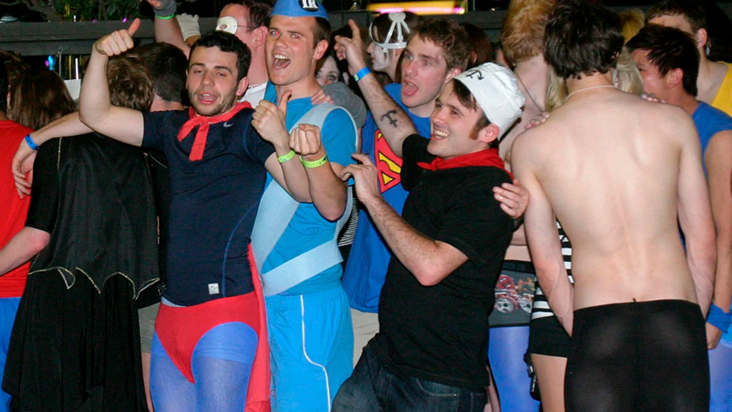 Estudiantes británicos de fiesta en Salou Estudiantes británicos de fiesta en Salou