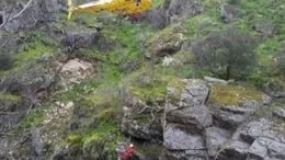 Buscan a un joven de 25 años que cayó por las cascada en Las Arribes Buscan a un joven de 25 años que cayó por las cascada en Las Arribes