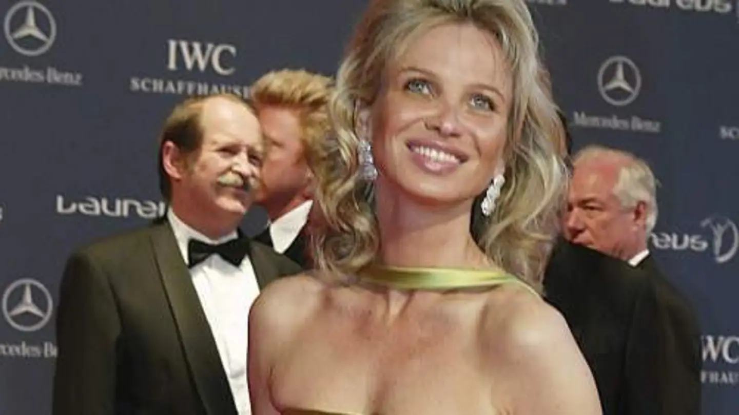 Corinna Corinna