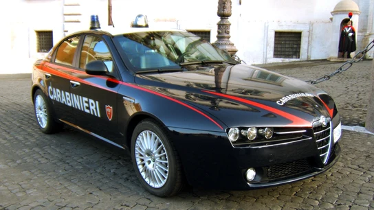 Un coche de los carabinieri Un coche de los carabinieri