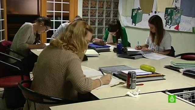 Valencia ofrece 240 plazas a profesores en unas oposiciones totalmente inesperadas Valencia ofrece 240 plazas a profesores en unas oposiciones totalmente inesperadas