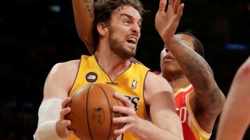 Pau Gasol ante los Rockets