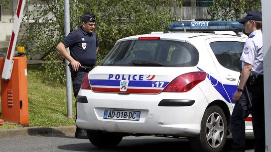 Agentes de policía francesa Agentes de policía francesa