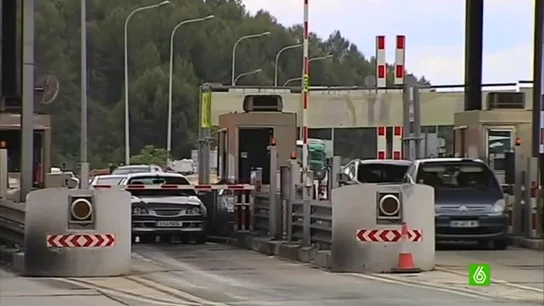 Los trasportistas reclaman peajes gratuitos tras ser obligados a circular por la autopista Los trasportistas reclaman peajes gratuitos tras ser obligados a circular por la autopista