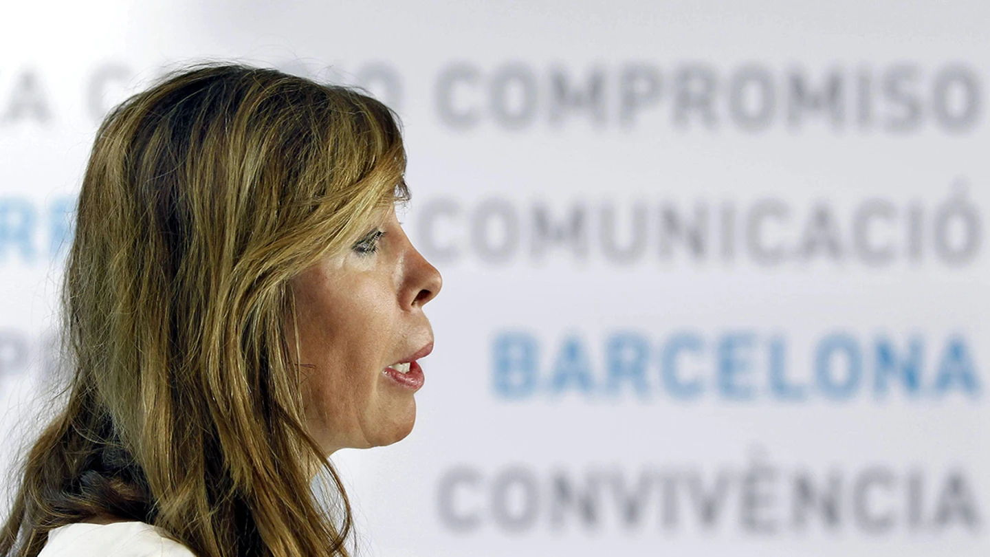 Sánchez-Camacho: "El PSOE rechaza permanentemente las reformas del Gobierno" Sánchez-Camacho: "El PSOE rechaza permanentemente las reformas del Gobierno"