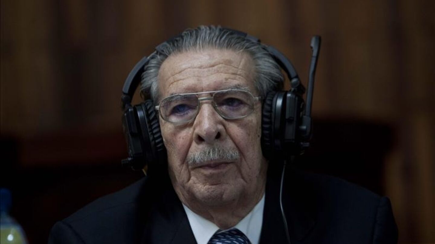 El exgeneral golpista Jos&eacute; Efra&iacute;n R&iacute;os Montt asiste a la fase final del juicio