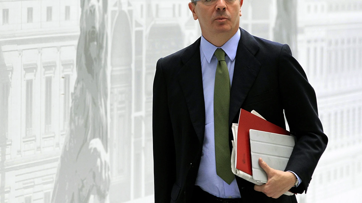 Contradicciones y fracturas en el PP a causa de las leyes de educación y del aborto Contradicciones y fracturas en el PP a causa de las leyes de educación y del aborto