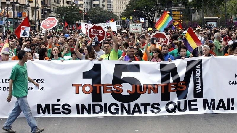 Los indignados salen a las calles de toda España contra los recortes Los indignados salen a las calles de toda España contra los recortes