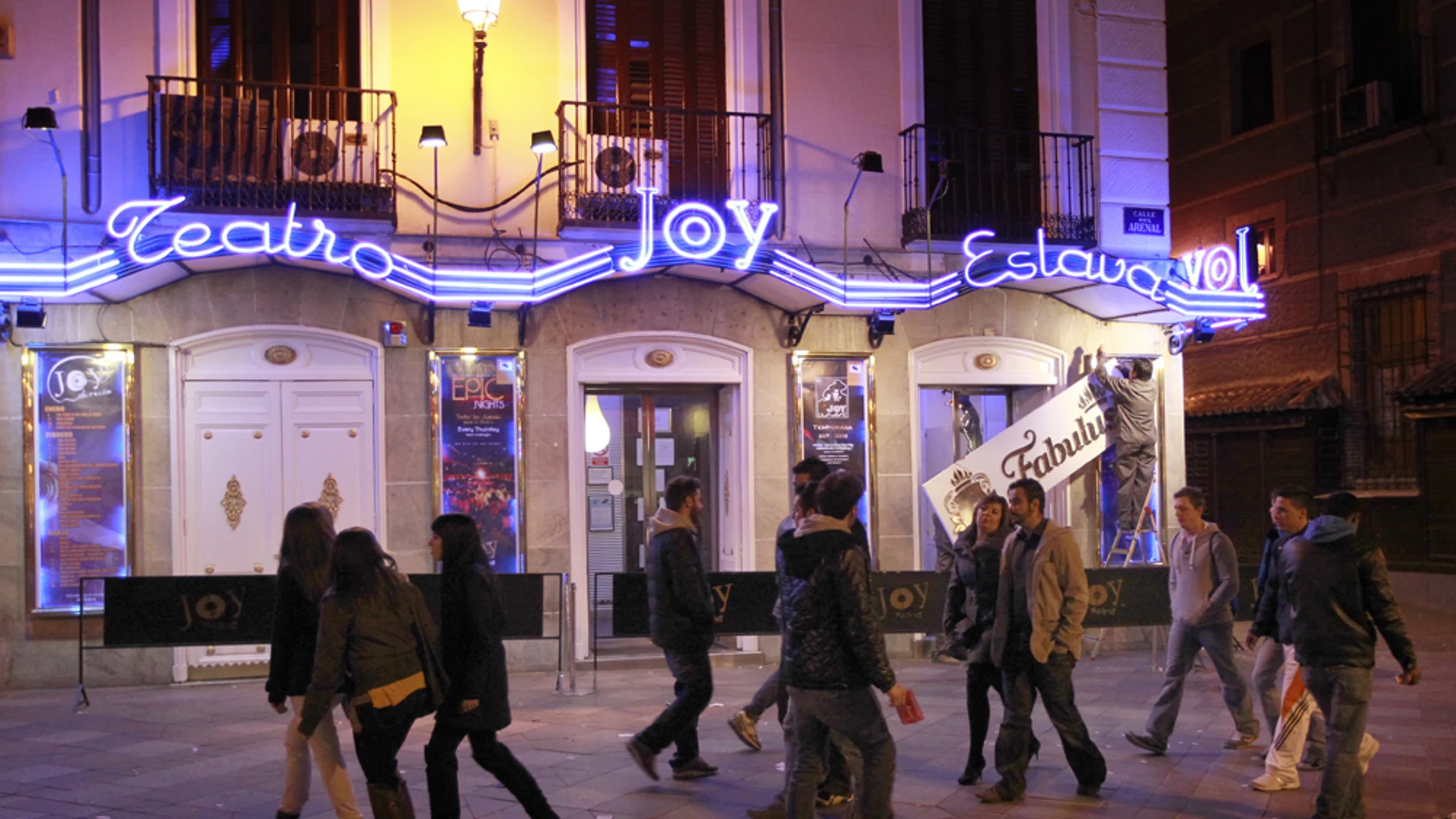 Fachada de la discoteca Joy - Teatro Eslava en la céntrica calle madrileña de Arenal