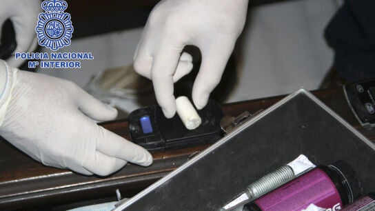 Incautaci&oacute;n de droga de la polic&iacute;a.