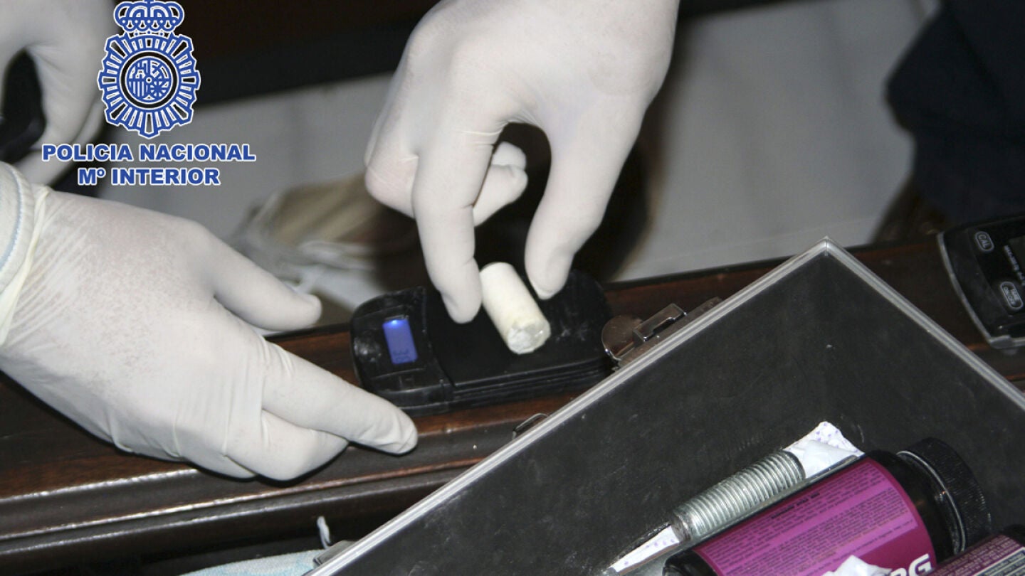 Incautaci&oacute;n de droga de la polic&iacute;a.
