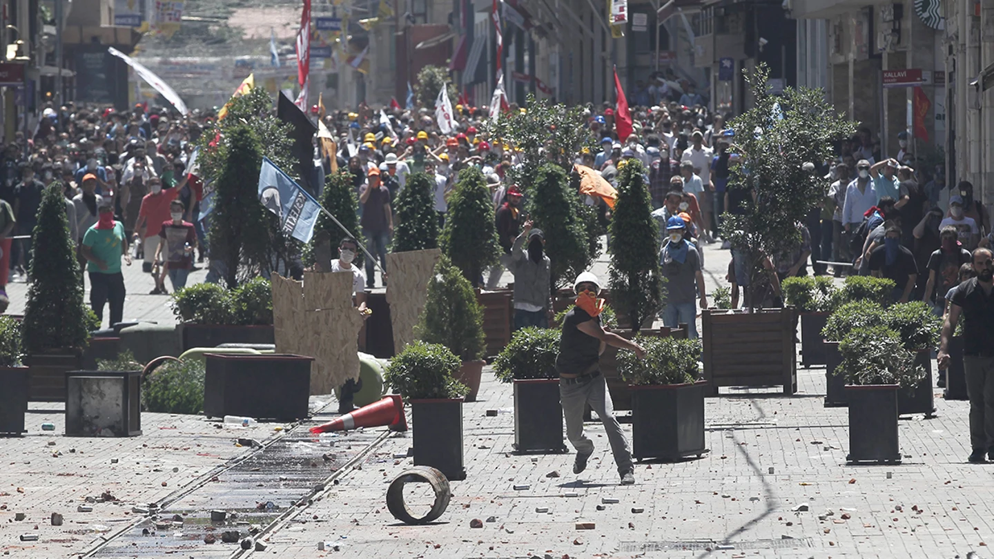 Manifestantes parecen haber ganado por el momento tras protestas de Turquía Manifestantes parecen haber ganado por el momento tras protestas de Turquía
