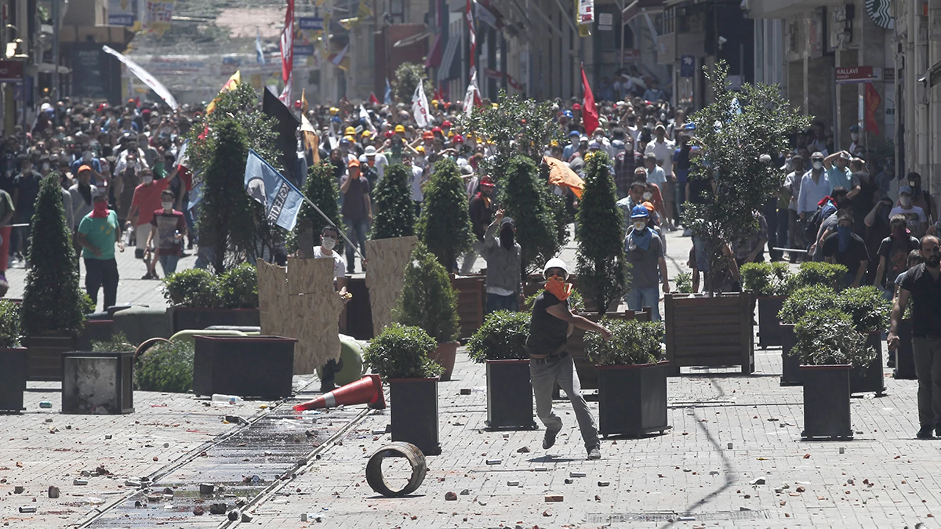 Manifestantes parecen haber ganado por el momento tras protestas de Turquía