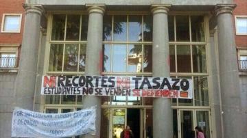 Encierro de un grupo de estudiantes en el rectorado de la Universidad Complutense de Madrid 