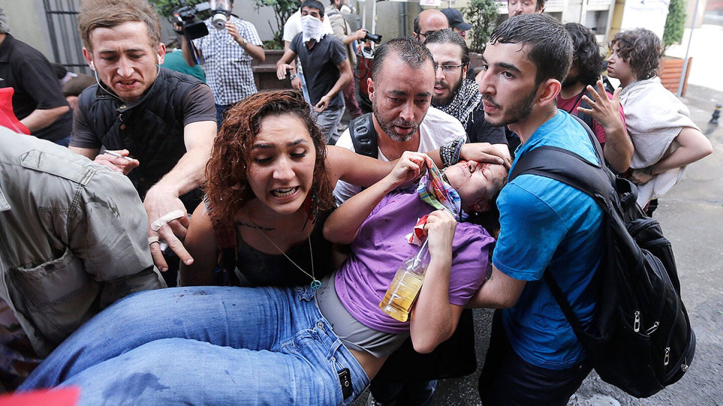 M&aacute;s de 1.000 detenidos en las protestas en Turqu&iacute;a.