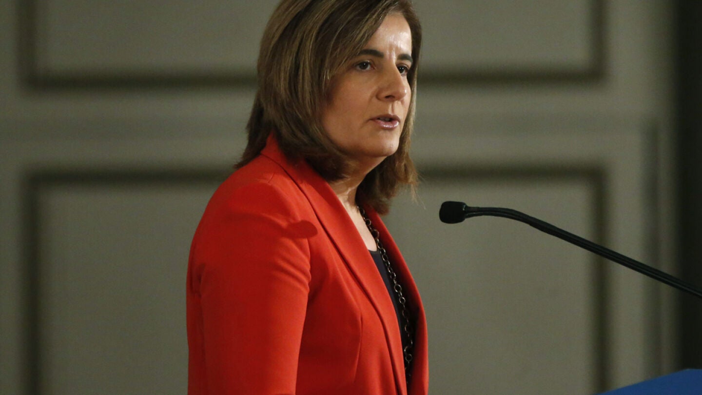 La ministra de Empleo y Seguridad Social, F&aacute;tima B&aacute;&ntilde;ez