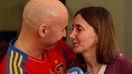 "Queremos ser capaces de valorar las pequeñas cosas que tenemos, todo" "Queremos ser capaces de valorar las pequeñas cosas que tenemos, todo"