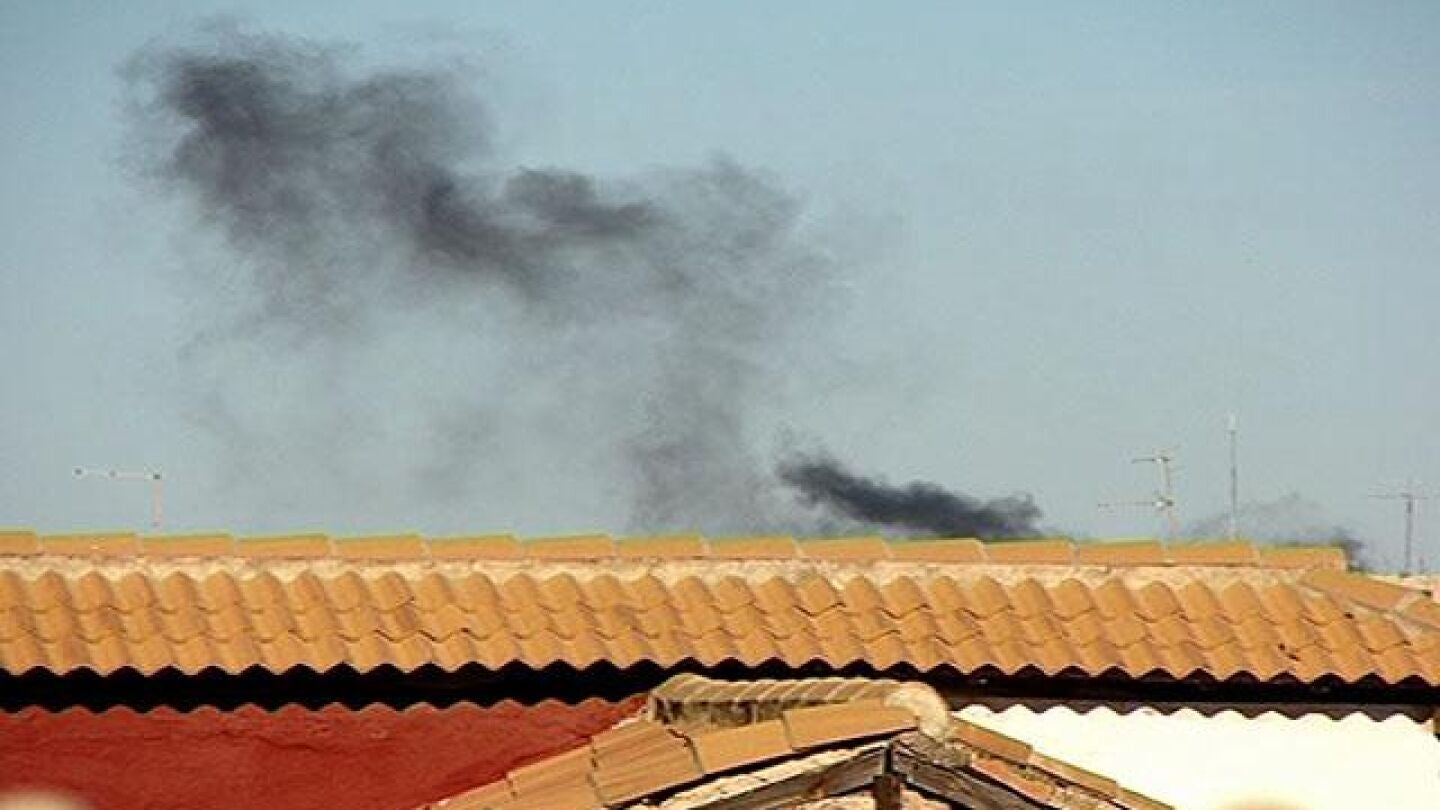 Imagen del humo de la hoguera de Las Quemadillas