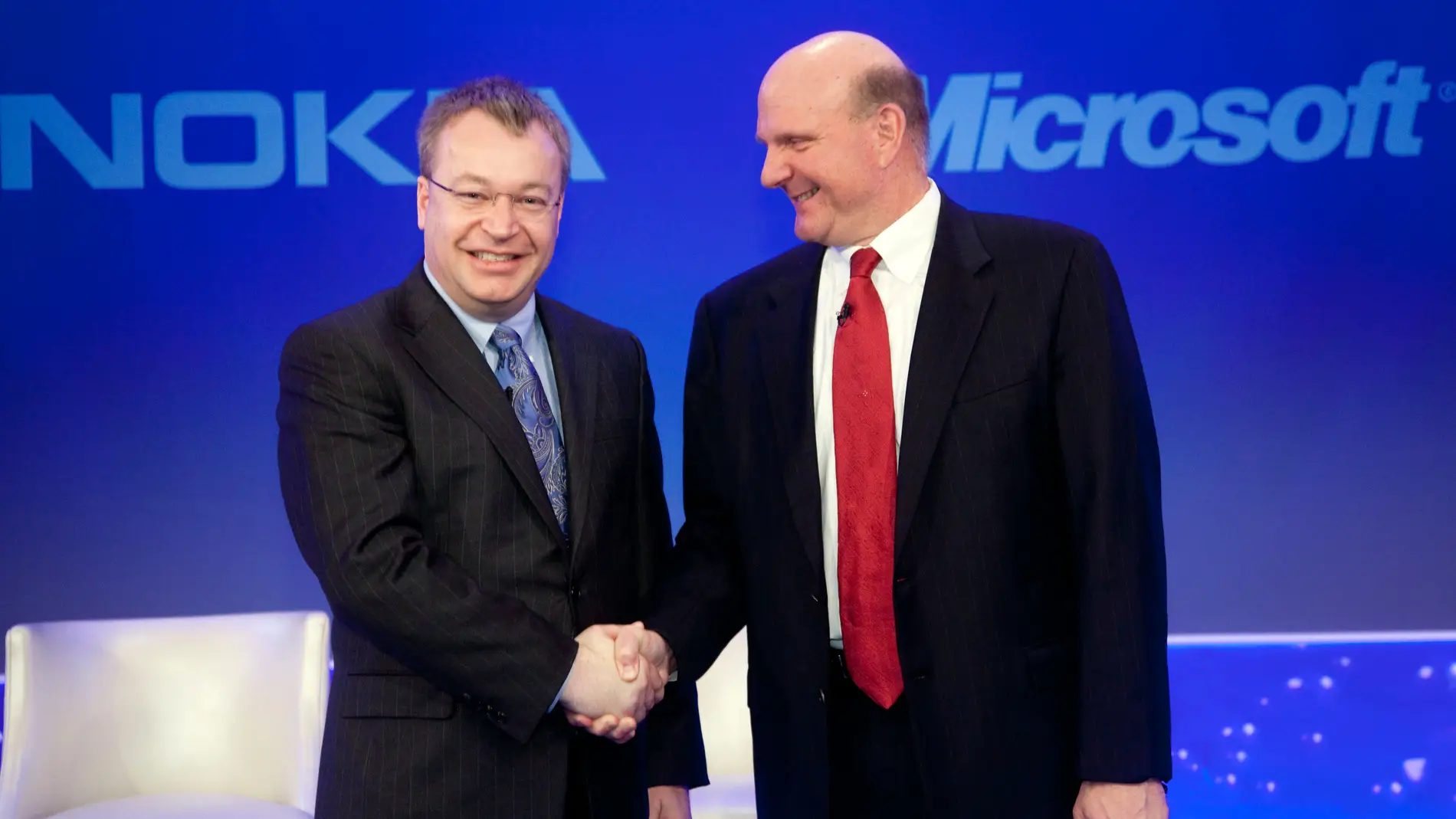 Stephen Elop y Steve Ballmer, en otros tiempos no tan lejanos