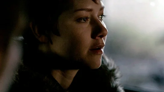 Emma Hill antes de matar a Jacob Wells Emma Hill antes de matar a Jacob Wells