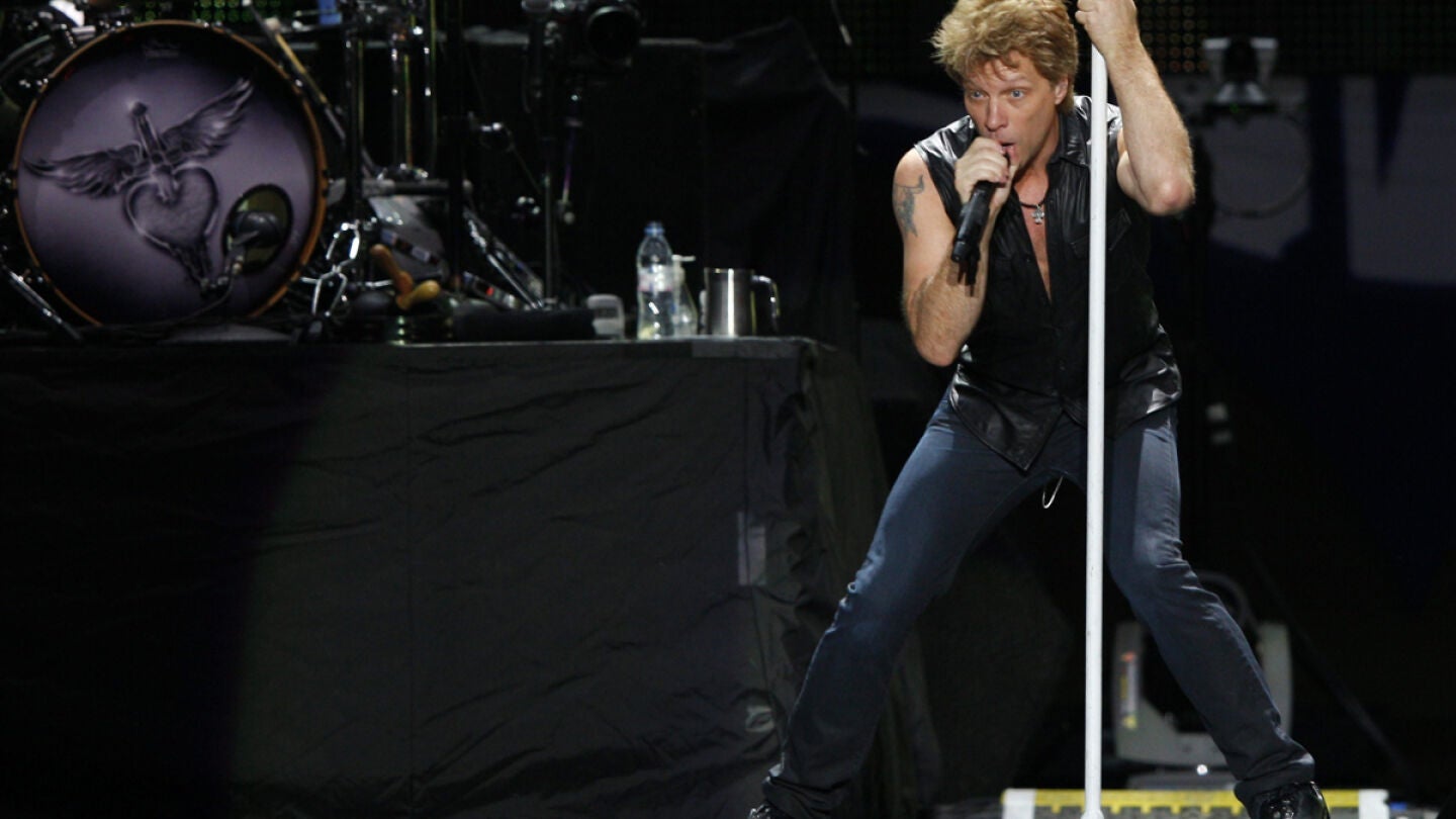 Bon Jovi ofrece en Madrid el concierto m&aacute;s especial de su carrera para combatir a la crisis