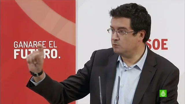 Óscar López reclama al PP "una explicación clara y una disculpa a los españoles por el caso Bárcenas" Óscar López reclama al PP "una explicación clara y una disculpa a los españoles por el caso Bárcenas"