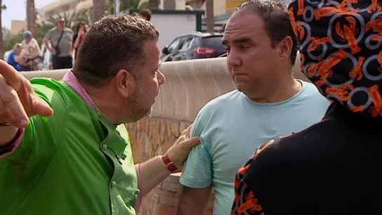 Chicote abre los ojos a Pancho y Margot Chicote abre los ojos a Pancho y Margot