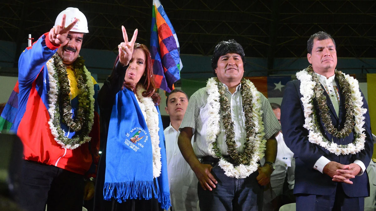 Los presidentes de Venezuela, Argentina, Bolivia y Ecuador en la reunión de emergencia de Unasur.