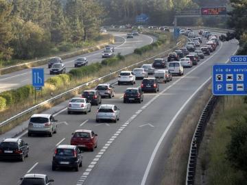 Imagen de archivo de una autopista Imagen de archivo de una autopista