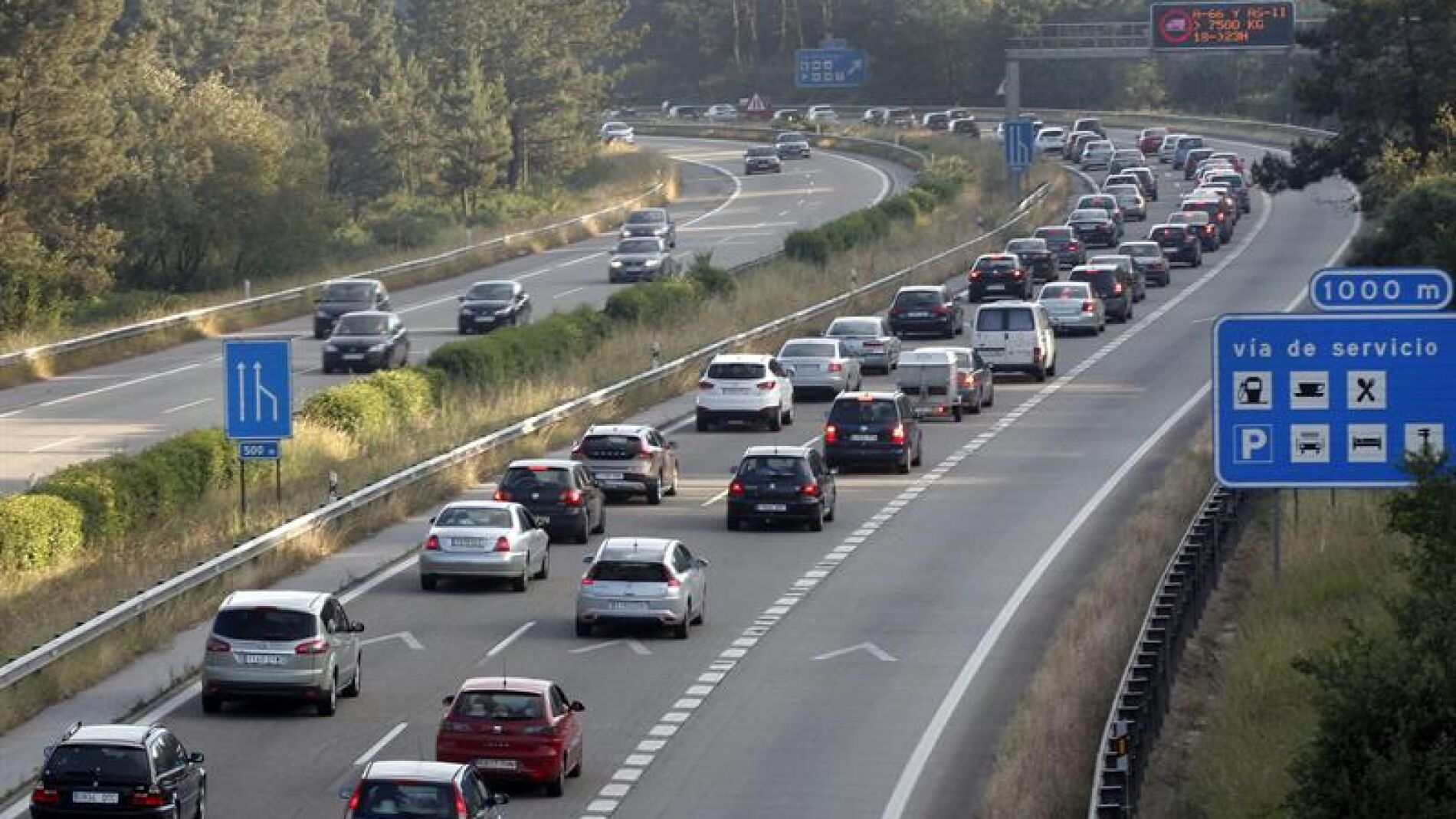 Imagen de archivo de una autopista