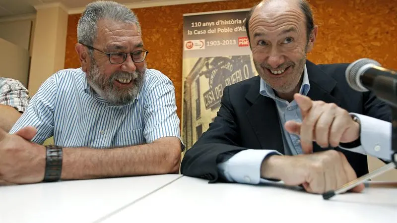 Alfredo Pérez Rubalcaba y el secretario general de UGT, Cándido Méndez