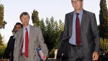 El jefe de la misión del Banco Central Europeo para Grecia, Klaus Masuch, y el de la Comisión Europea, Matthias Morse 